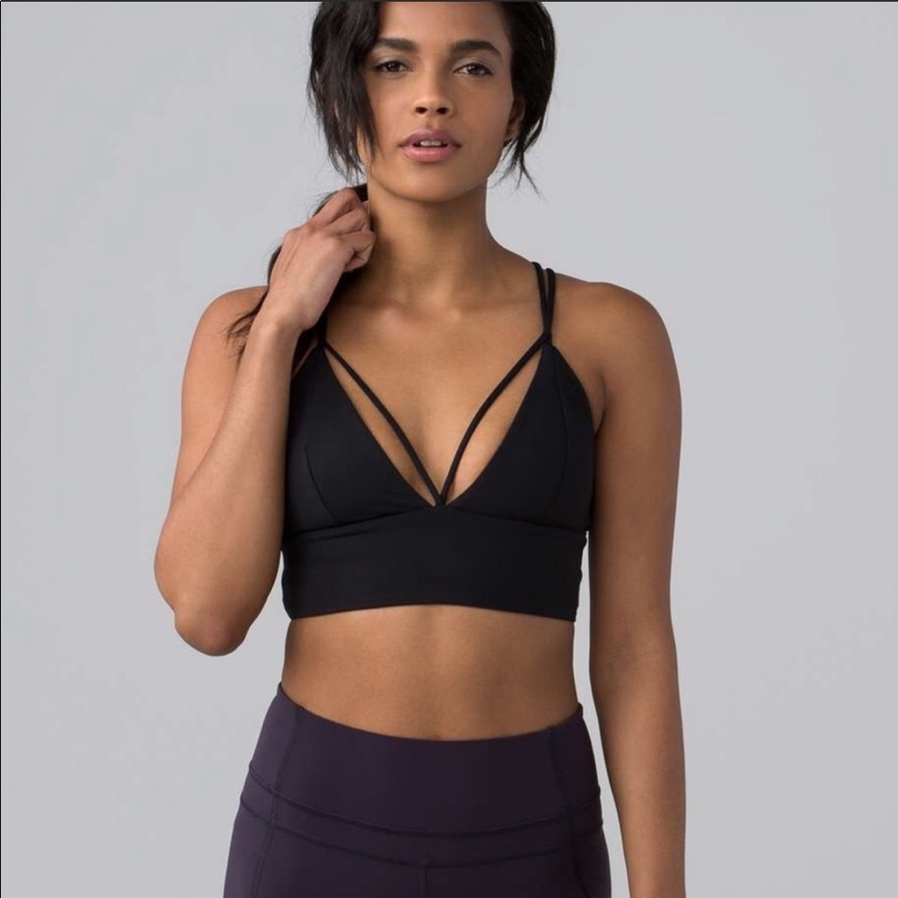 Lululemon sports bra